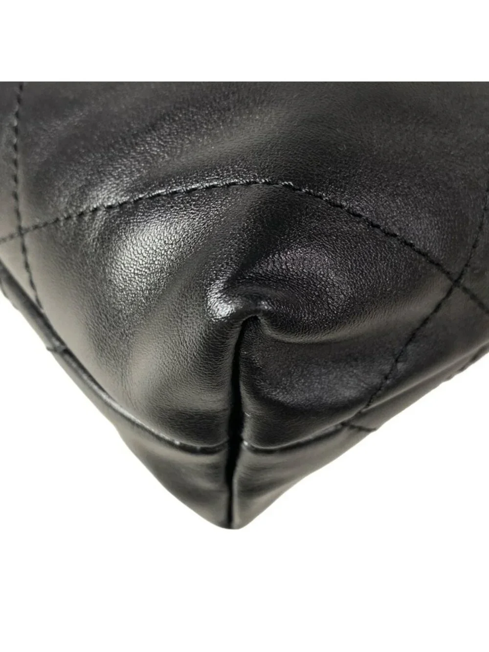 Chanel Shoulder Bag Chanel 22 Mini Black